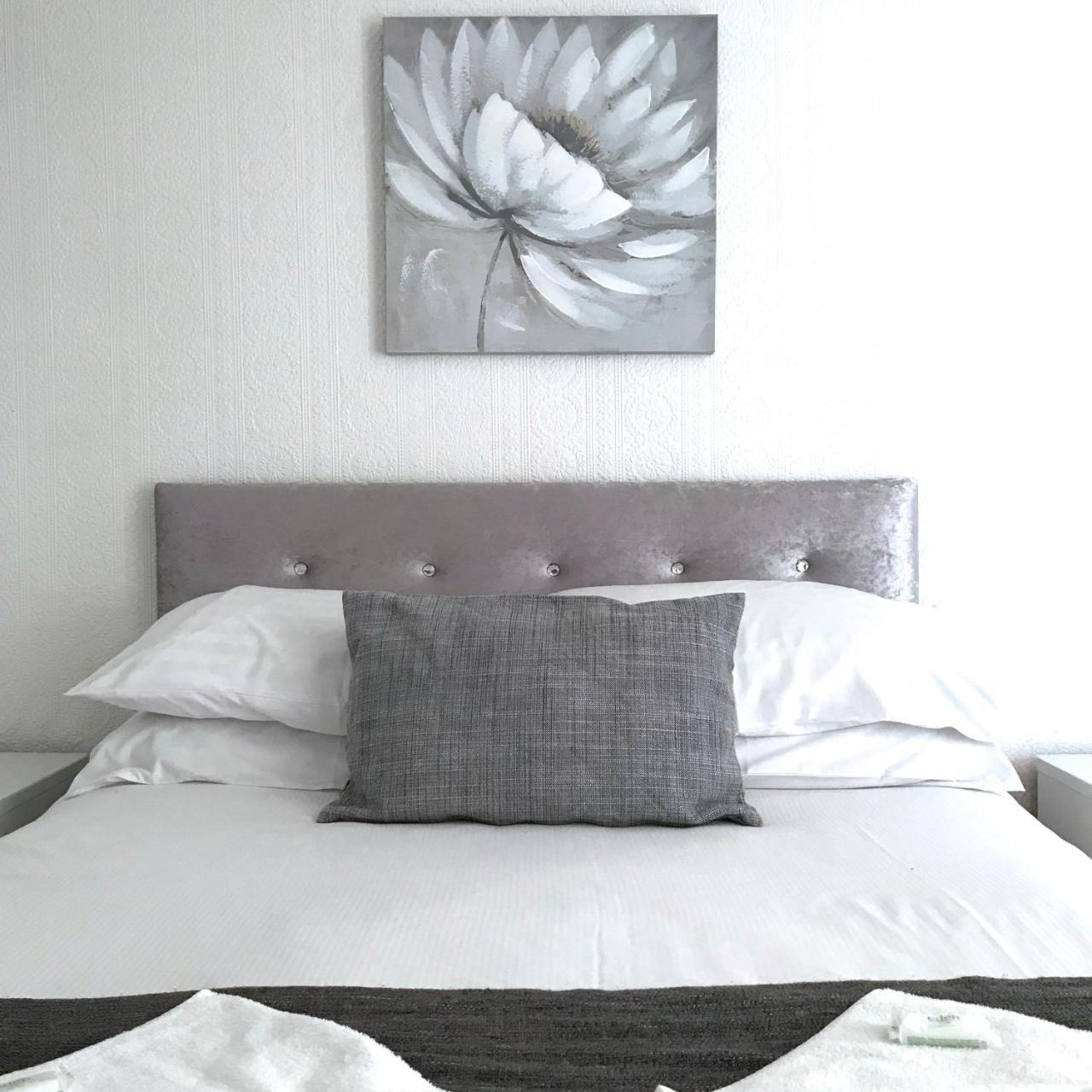 เดอะ แซนด์ฟอร์ด พรอมานาด Hotel แบล็คพูล ภายนอก รูปภาพ